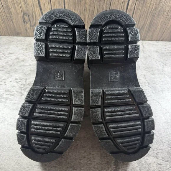 DR. MARTENS Combs Boot Black Women US 8 / UK 6 - Picture 8 of 9